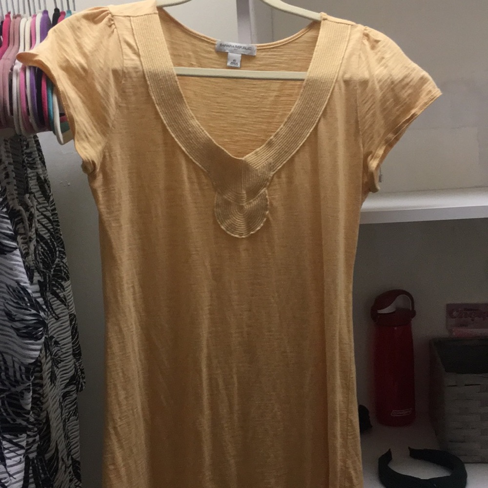 Banana Republic cotton v neck dress
